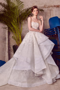 httpsapi.esposacouture.comcontentuploadsCollectionPicture800Ballgown Wedding Dress EsposaCouture Lola 1