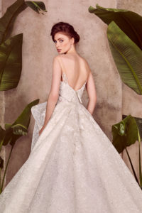 httpsapi.esposacouture.comcontentuploadsCollectionPictureBallgown Wedding Dress EsposaCouture Lavania 3 1