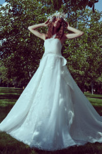 httpsapi.esposacouture.comcontentuploadsCollectionPictureMermaid-Wedding-Dress-Plume-by-Esposa-Oliva-3